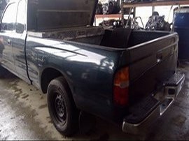 1998 TOYOTA TACOMA GREEN, EXTD CAB, 2.4L, AT, 2WD.  Z24919